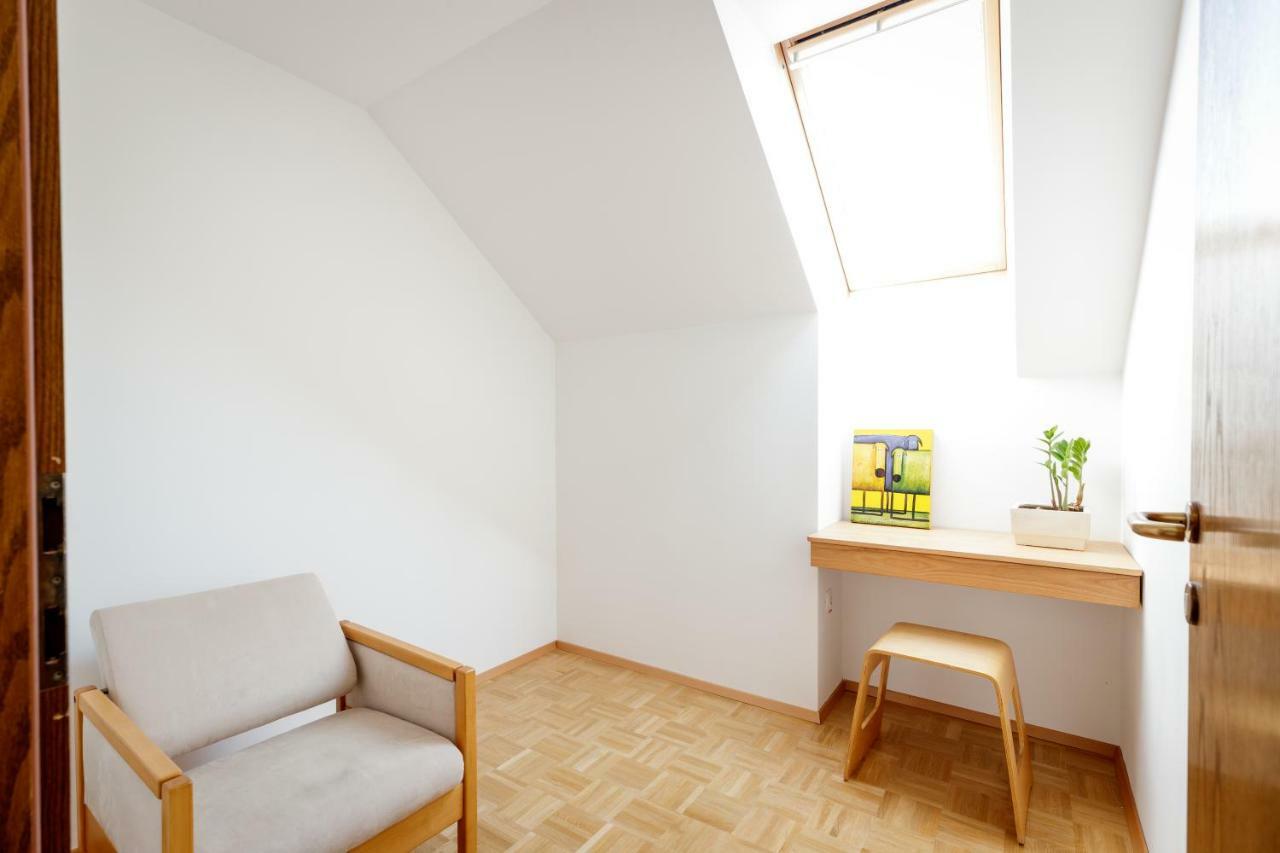 Cosy & Spacious Apt. Benc Zirovnica Dış mekan fotoğraf